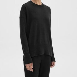 Theory Karenia Black Cashmere Sweater size S